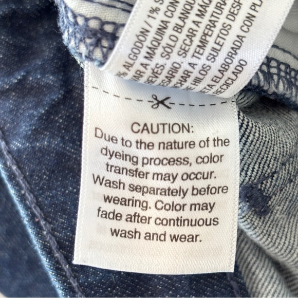 Universal Thread Denim Jean Shorts Vintage Midi Womens Size 8 Stretch Denim - Picture 11 of 12